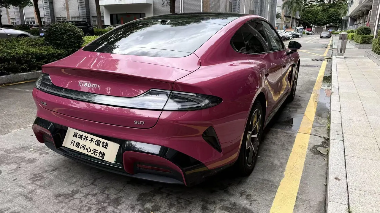 MI 2024 SU 7 830km Rear Drive Ultra Long Endurance High-end Smart Drive Pro Edition Automatic Gear 5
