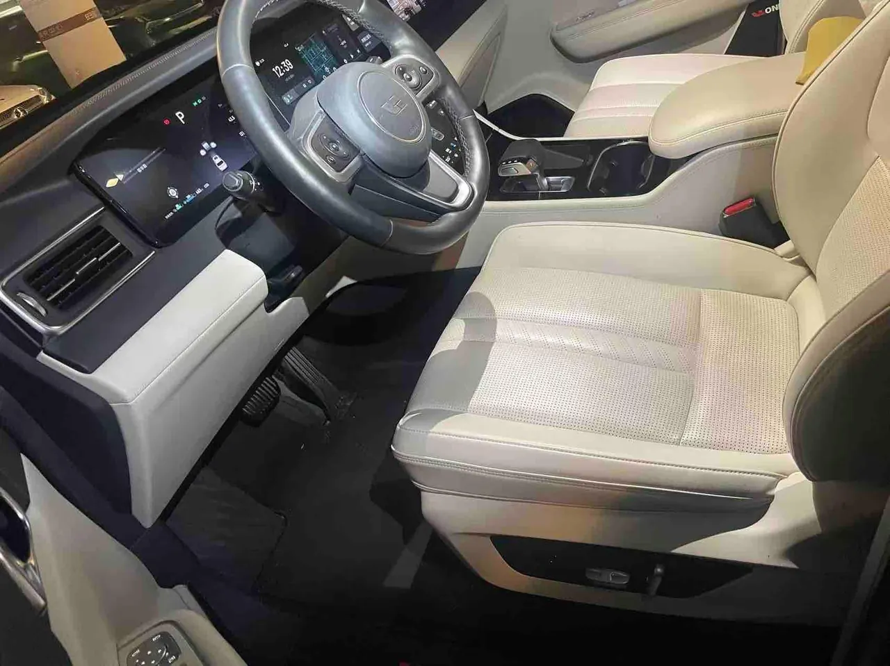 Li 2020 ONE 1.2T extended range 6-seat automatic gear 4