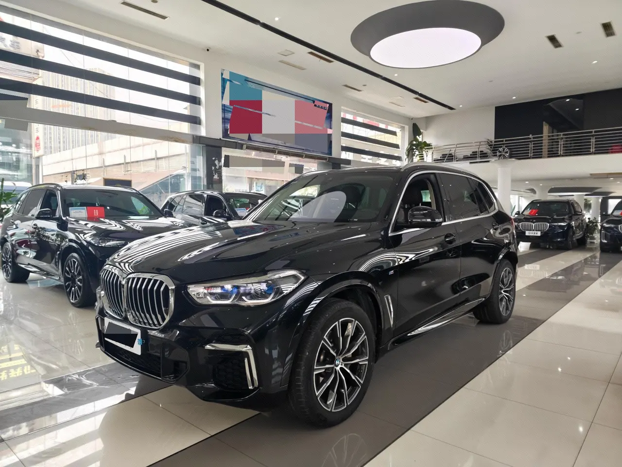 Open image lightbox: BMW 2022 X5 xDrive 30Li 2.0T exclusive m sports suit automatic gear