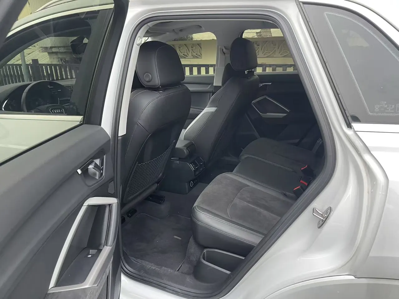 Audi 2022 Q3 1.4TFSI 35TFSI Fashion Dynamic Automatic 3