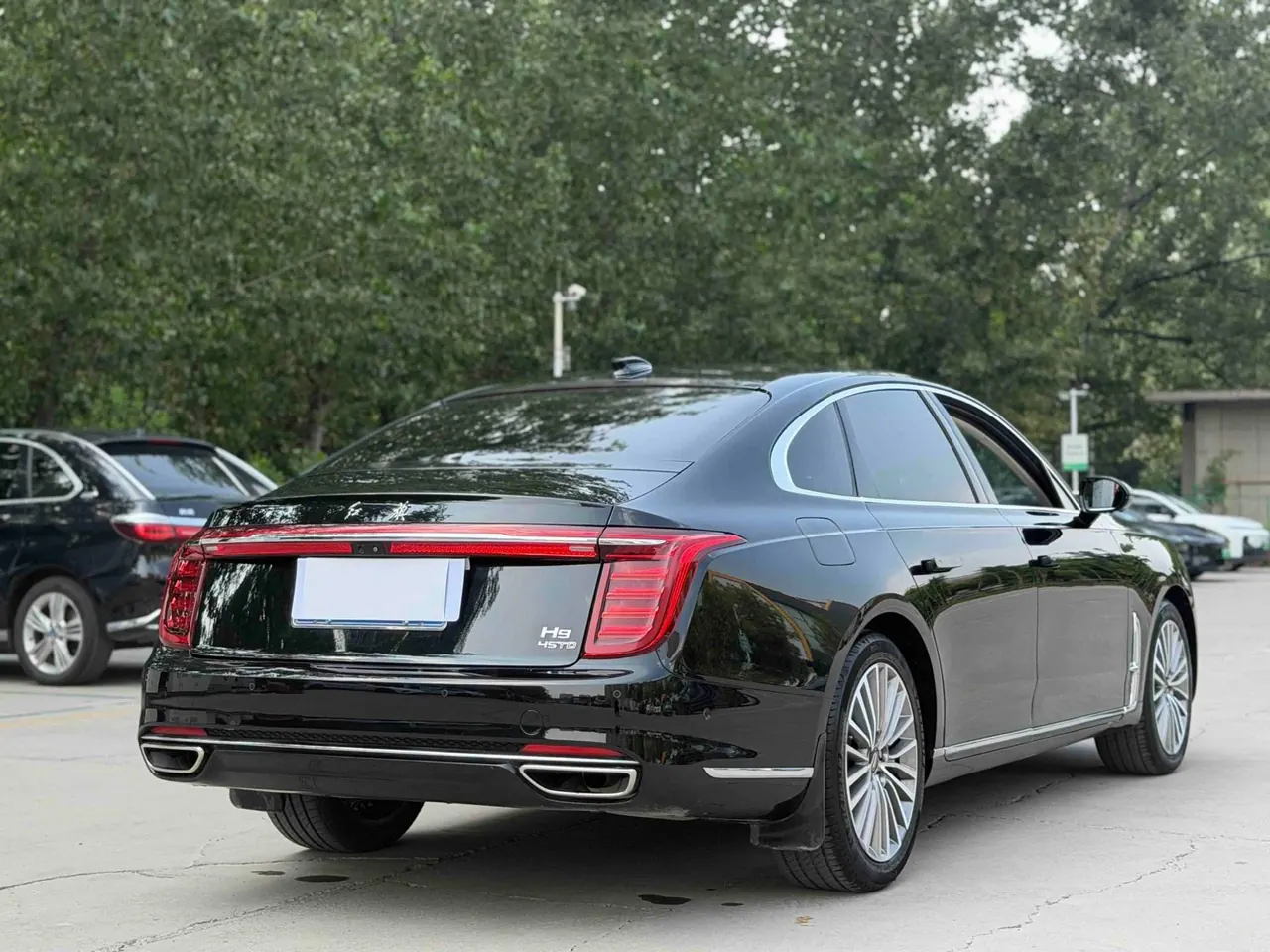 HongQi 2020 H9 48V 2.0T Zhilian Qi Chang Edition Automatic Gear 17