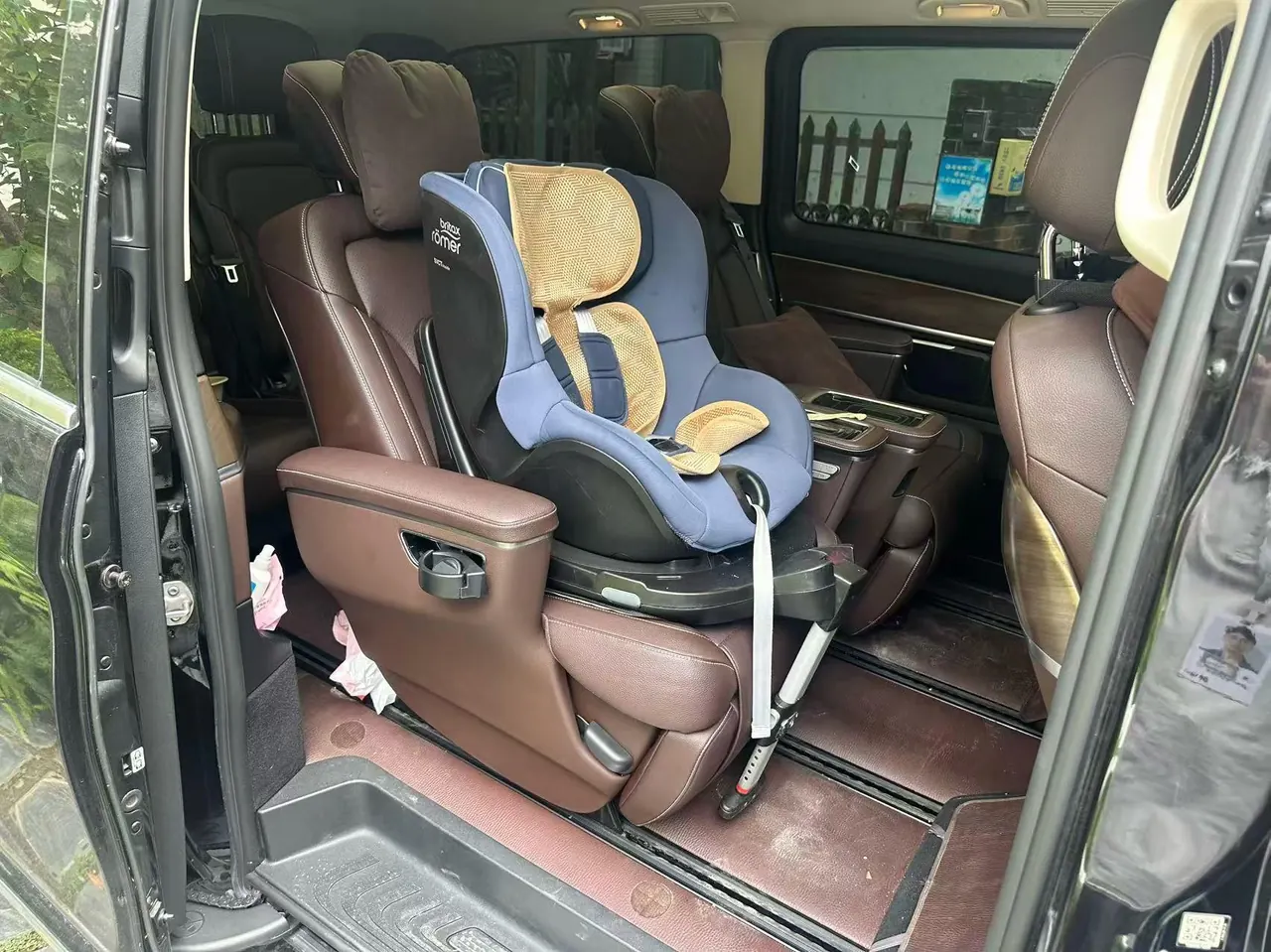 Mercedes Benz V 2022V 260 L 2.0T Deluxe Edition Automatic Gear 2
