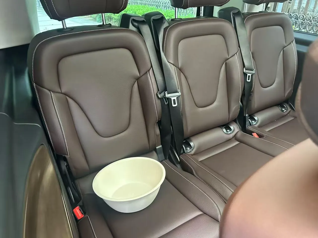 Mercedes Benz V 2022V 260 L 2.0T Deluxe Edition Automatic Gear 6