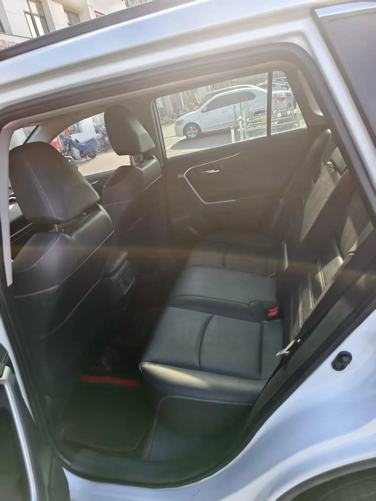 Toyota 2022 RAV4 Rongbo 2.0 Stepless Two-Drive Fashion Edition Automatic Gear 6