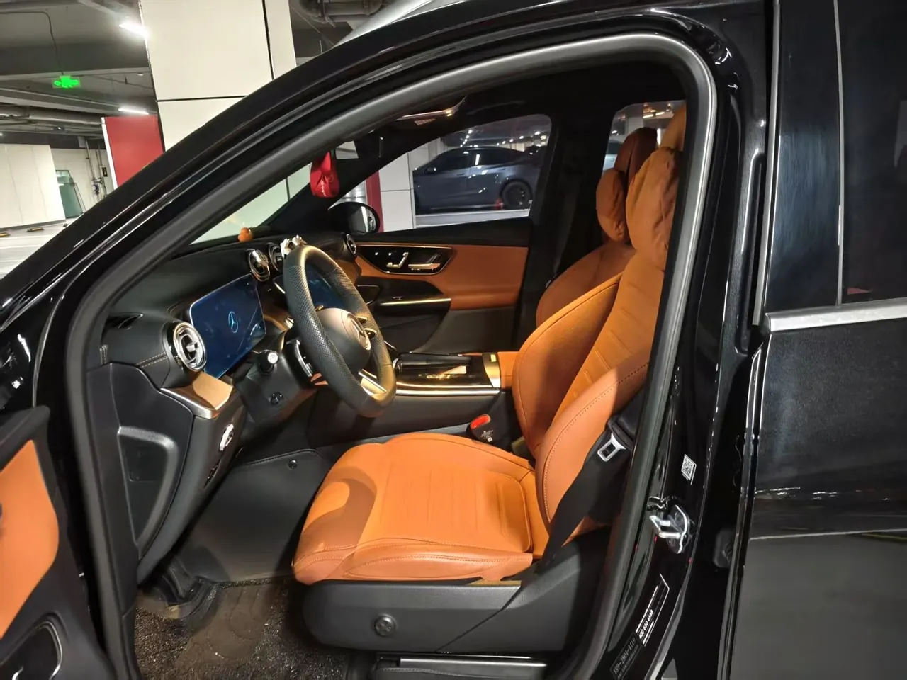 Mercedes Benz 2024 GLC 300 L 4MATIC 48V 2.0T dynamic 5-seat automatic gear 3