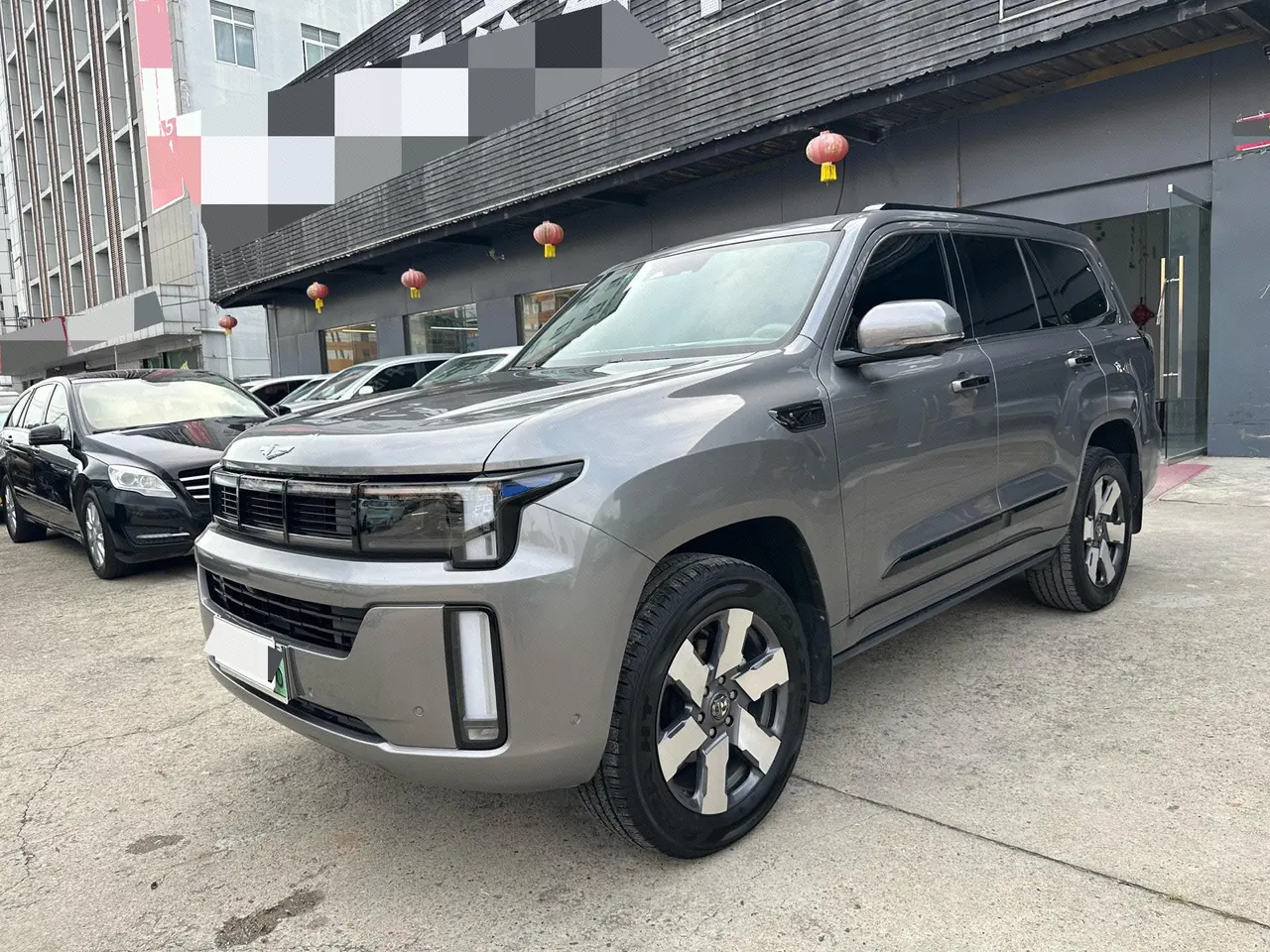 打开图片灯箱:Beijing 2024 BJ60 Thunder Magic Nuclear Power Drive Advanced Edition 5-seat Automatic Gear