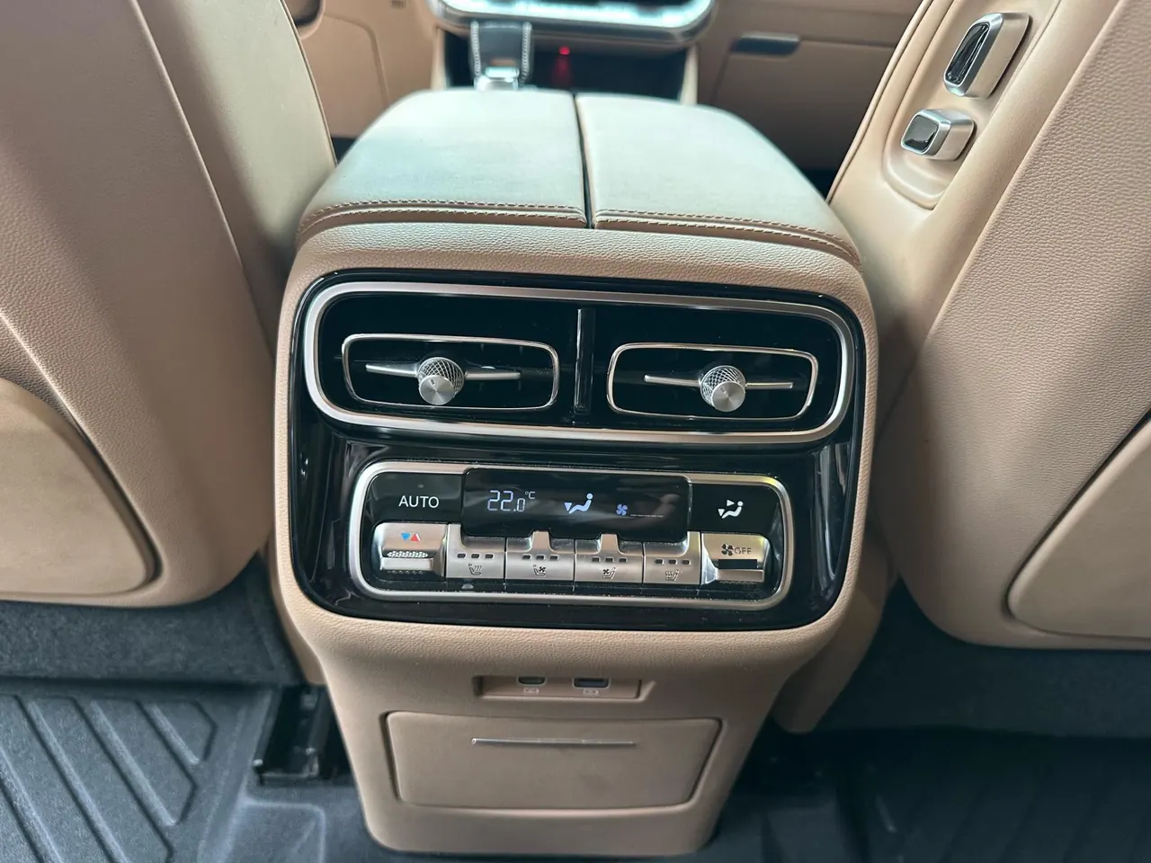 Beijing 2024 BJ60 Thunder Magic Nuclear Power Drive Advanced Edition 5-seat Automatic Gear 7