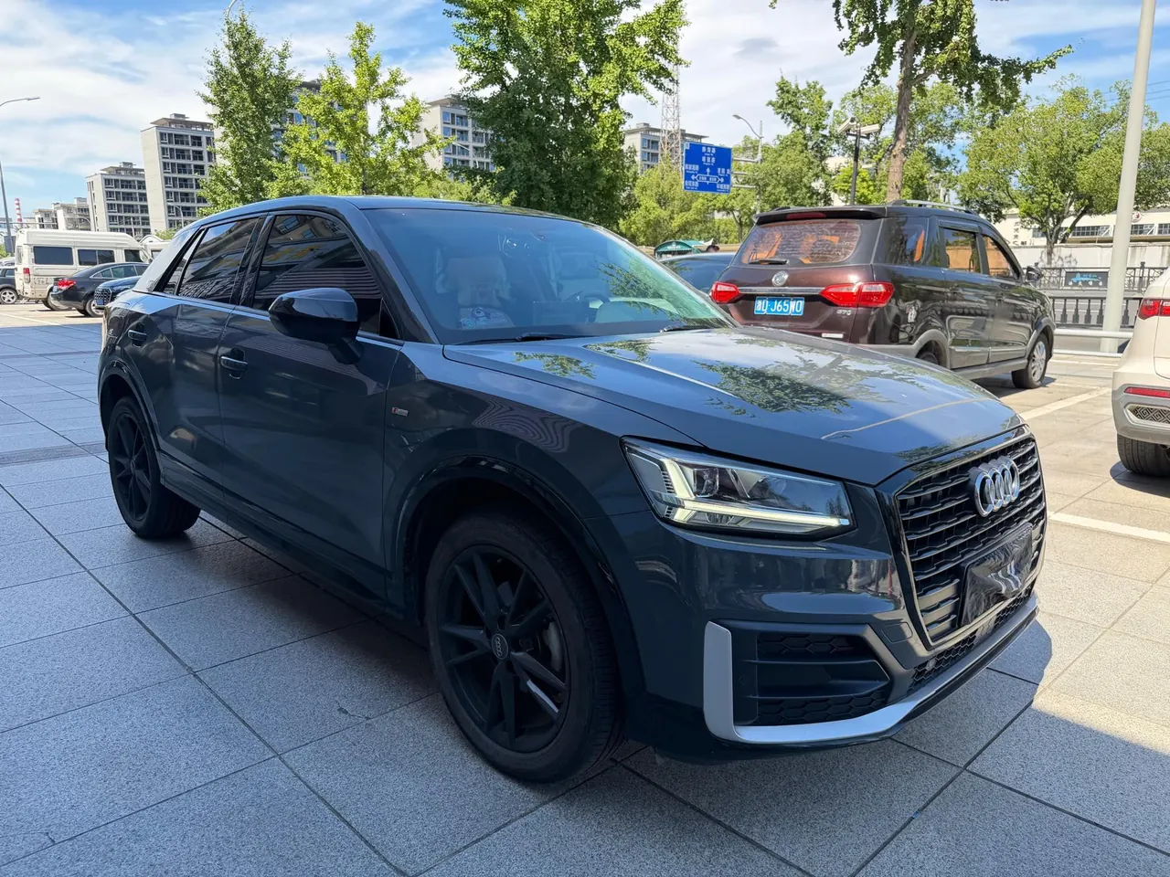 Audi 2020 Q2L 1.4TFSI 35TFSI Aggressive Dynamic Automatic 3
