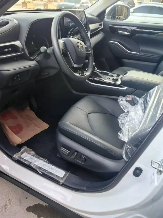 Toyota 2022 Highlander 2.0T 380T 4-wheel drive premium version 7-seat automatic gear 7
