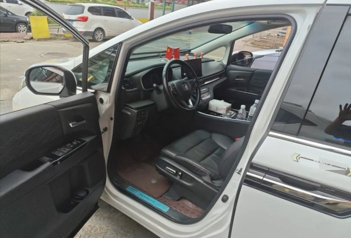 Honda 2022 Ailishen Hybrid 2.0 Stepless Deluxe Automatic Gear 3