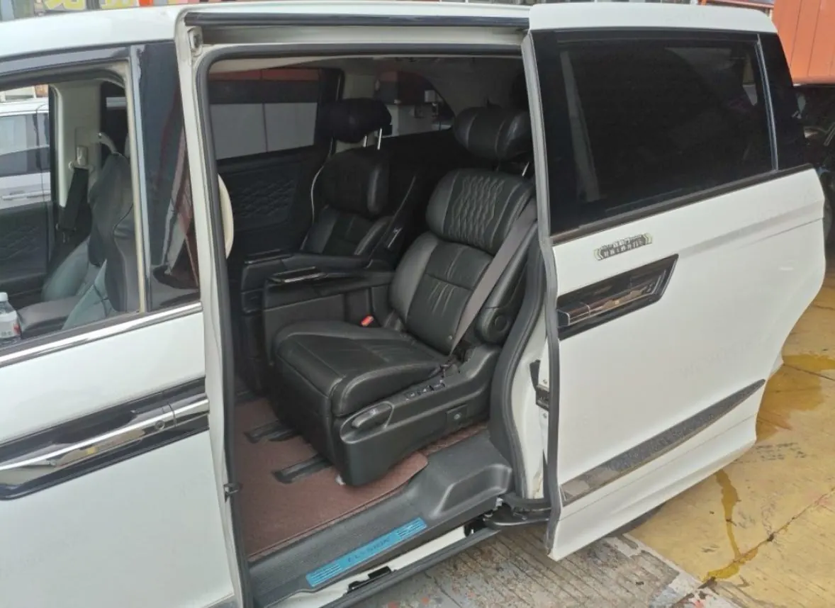 Honda 2022 Ailishen Hybrid 2.0 Stepless Deluxe Automatic Gear 4