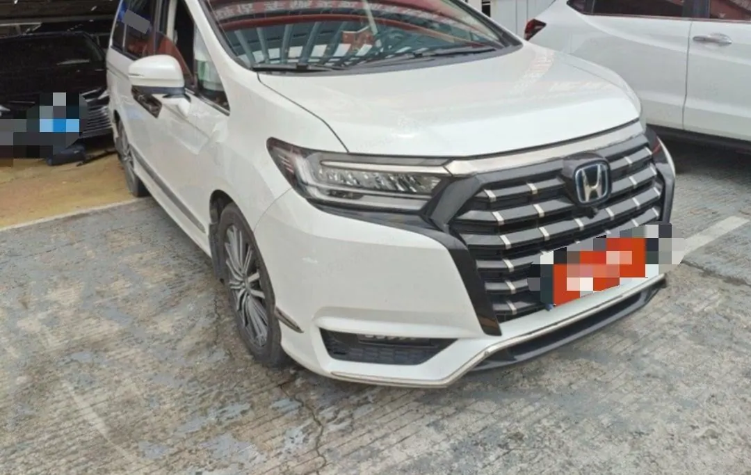 Honda 2022 Ailishen Hybrid 2.0 Stepless Deluxe Automatic Gear 5