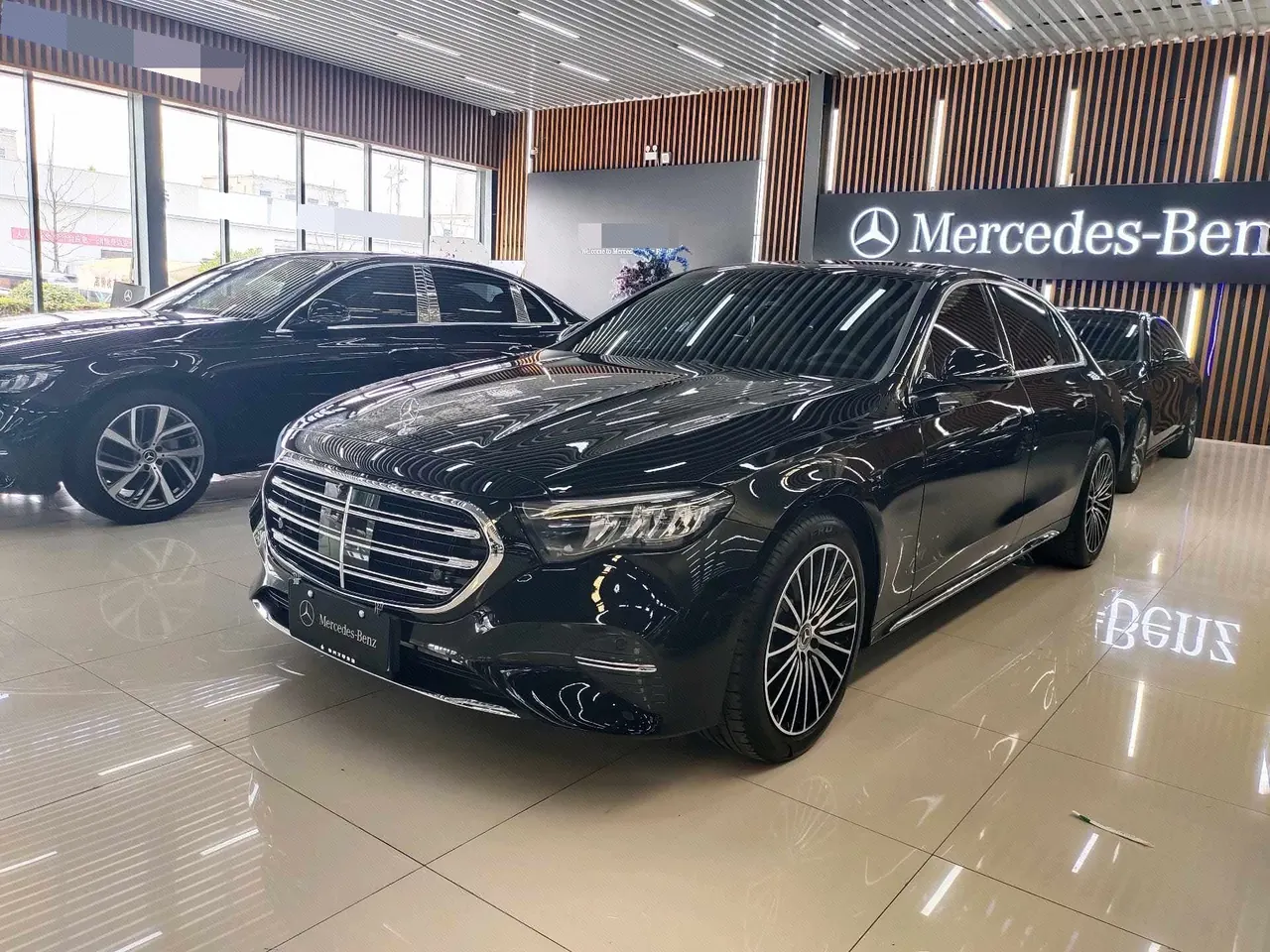 Open image lightbox: Mercedes Benz E-Class 2026 model E 300 L 48V 2.0T Luxury Edition Automatic