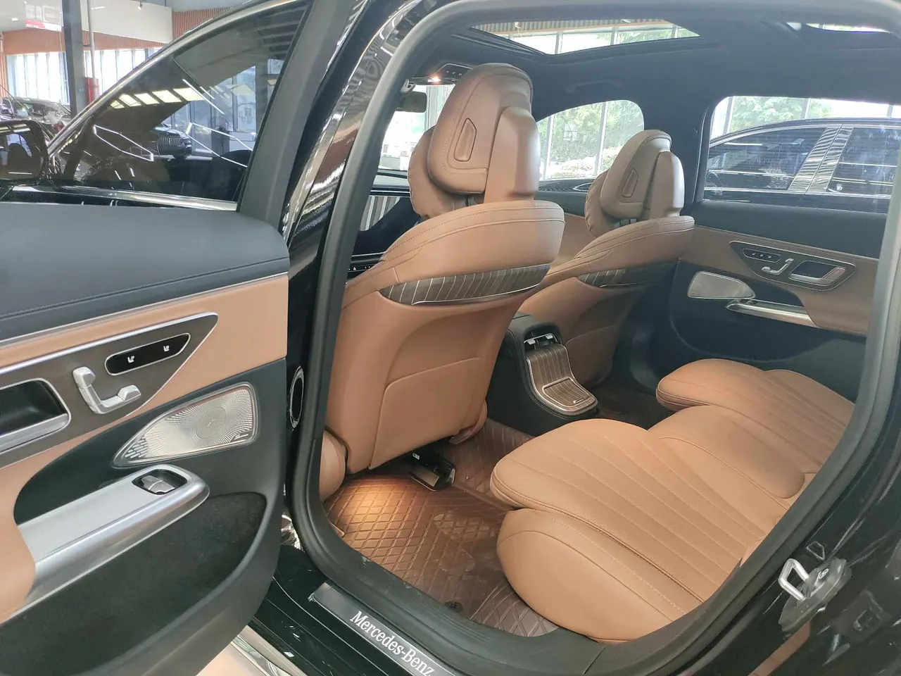 Mercedes Benz E-Class 2026 model E 300 L 48V 2.0T Luxury Edition Automatic 4