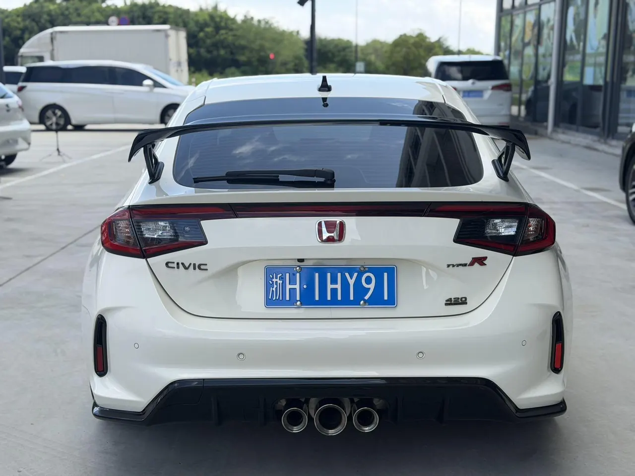 Honda Civic (Imported) 2023 Model Civic Type R 2.0T 420TURBO Manual Transmission 6