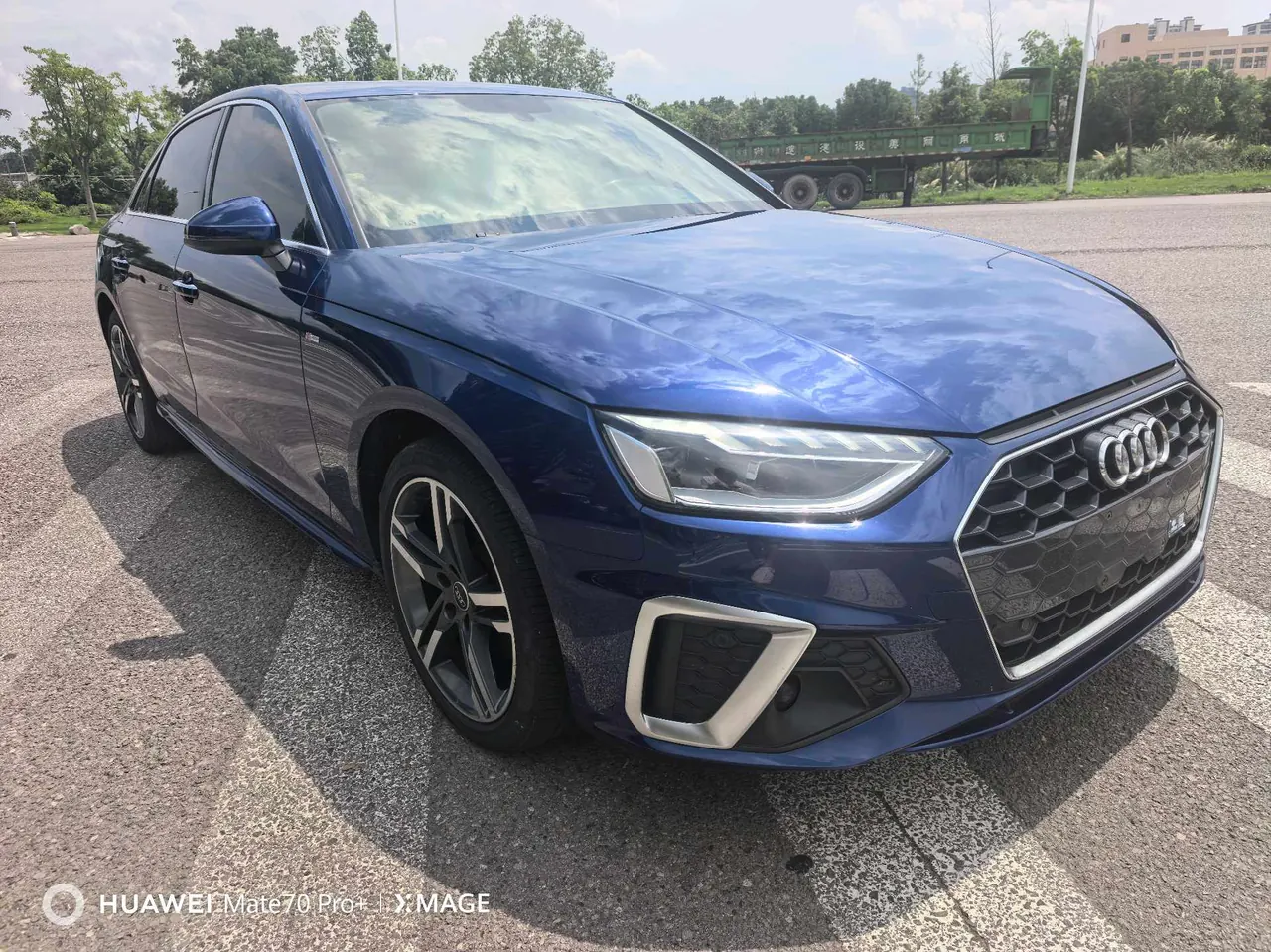 Audi 2022 A4L 2.0TFSI 40TFSI Fashion Dynamic Automatic 2