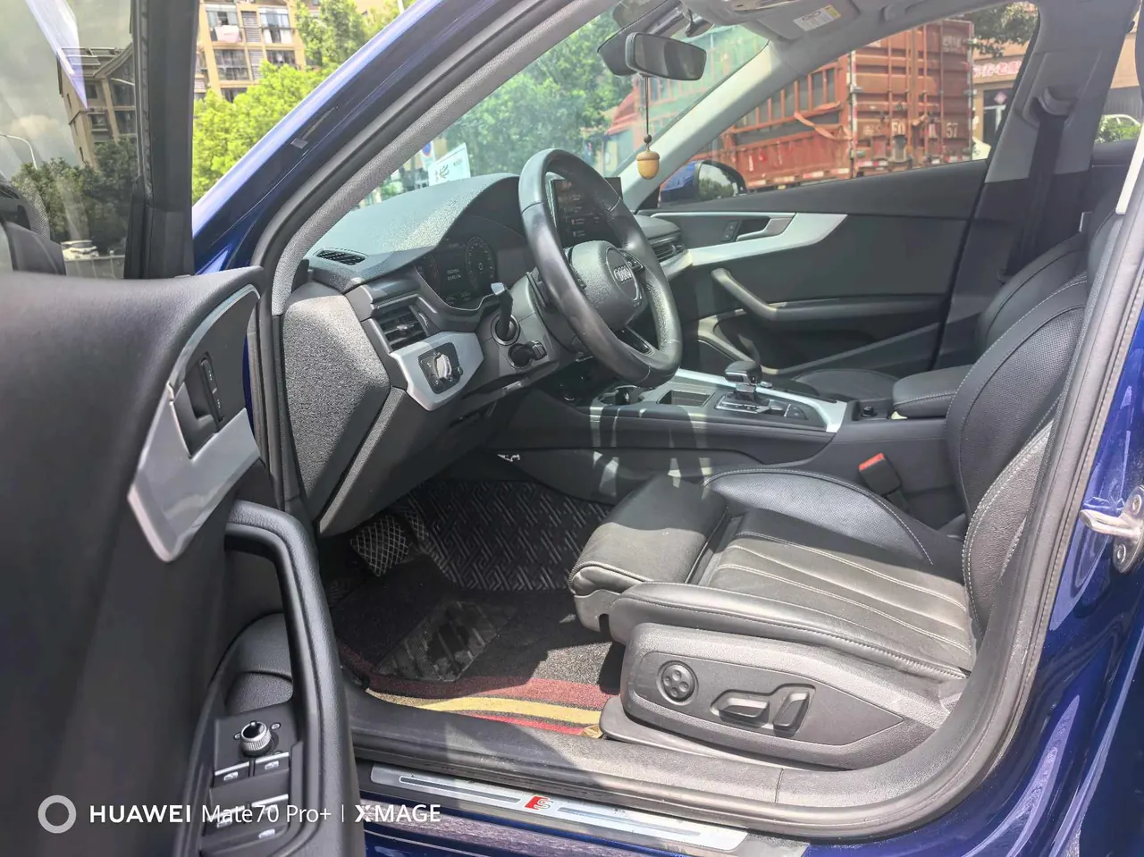 Audi 2022 A4L 2.0TFSI 40TFSI Fashion Dynamic Automatic 4