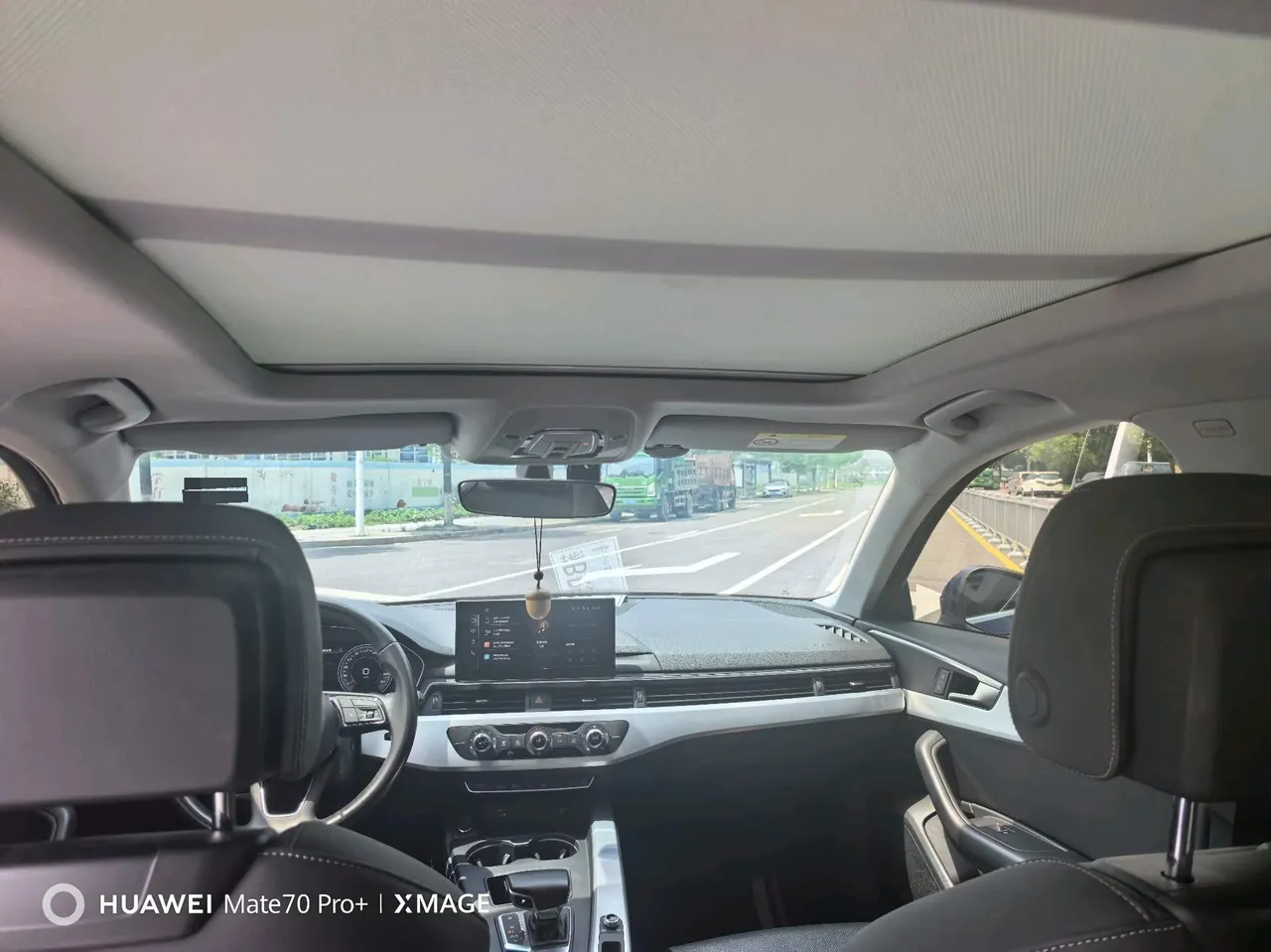 Audi 2022 A4L 2.0TFSI 40TFSI Fashion Dynamic Automatic 9