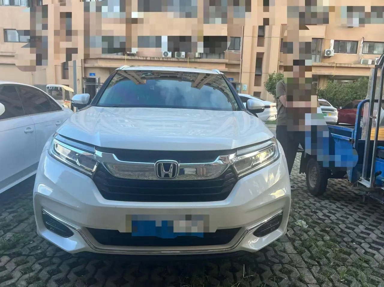 Honda 2020 crown road 2.0T 370TURBO four-wheel drive exclusive edition two-color automatic gear 2