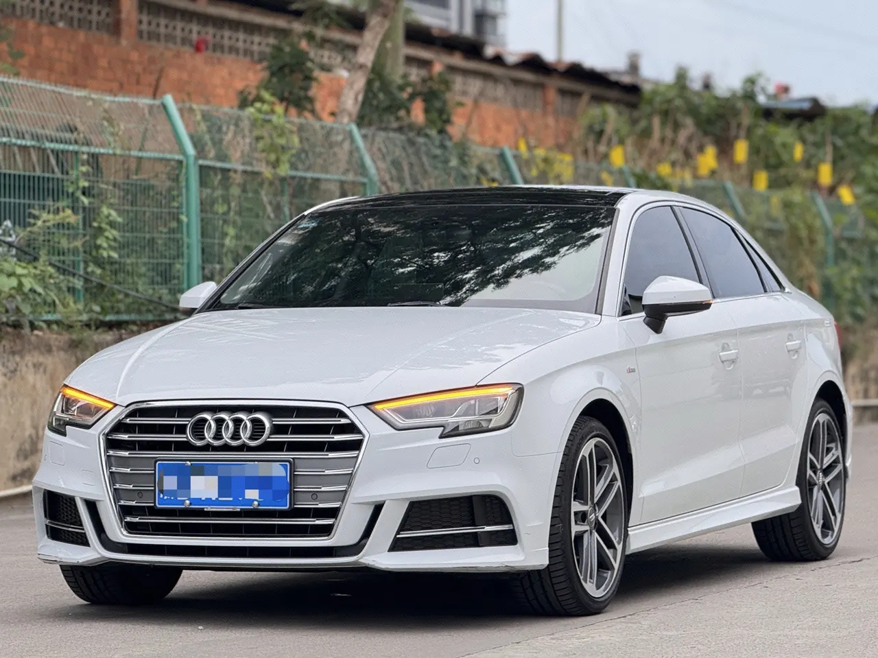 Open image lightbox: Audi 2020 A3 Limousine 1.4TFSI 35TFSI sports automatic