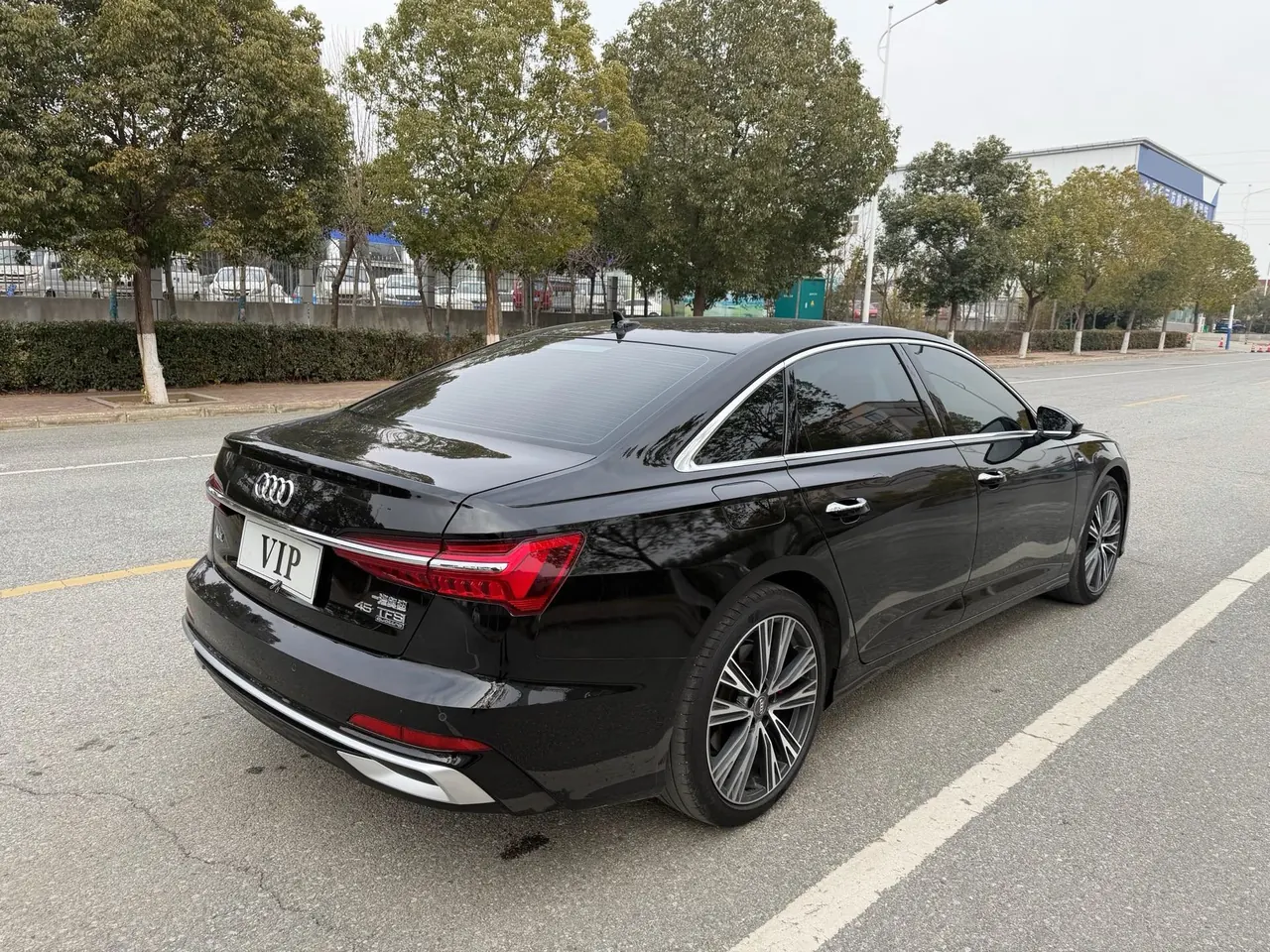 Audi 2022 A6L 2.0TFSI 40TFSI Deluxe Elegant Automatic 15