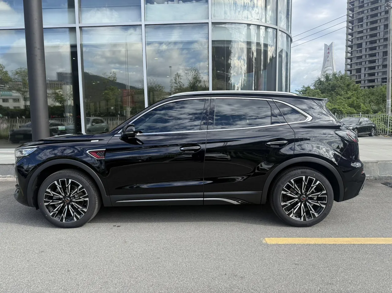HongQi 2026 HS5 2.0T 4-wheel drive flag enjoy Pro version automatic gear 2