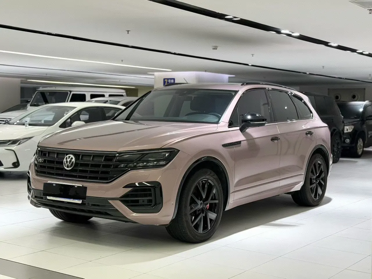 Open image lightbox: Volkswagen Touareg (Imported) 2020 Touareg 3.0TSI Sharp Edition Automatic Gear