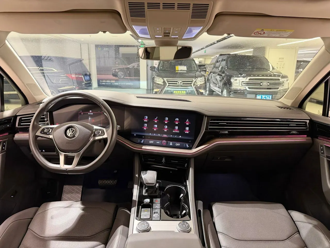 Volkswagen Touareg (Imported) 2020 Touareg 3.0TSI Sharp Edition Automatic Gear 5