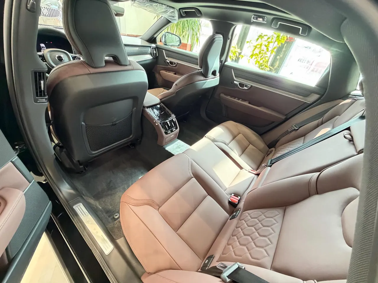 Volvo 2026 S90 48V 2.0T B5 Zhiyi Deluxe Edition Automatic Gear 10