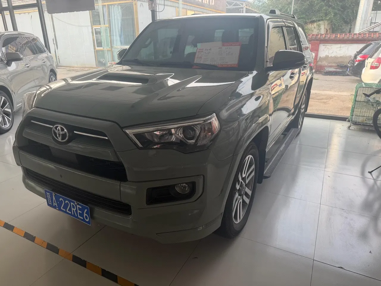 Open image lightbox: Toyota 4Runner (Imported) 2020 4Runner 4.0 Four-wheel Drive Automatic