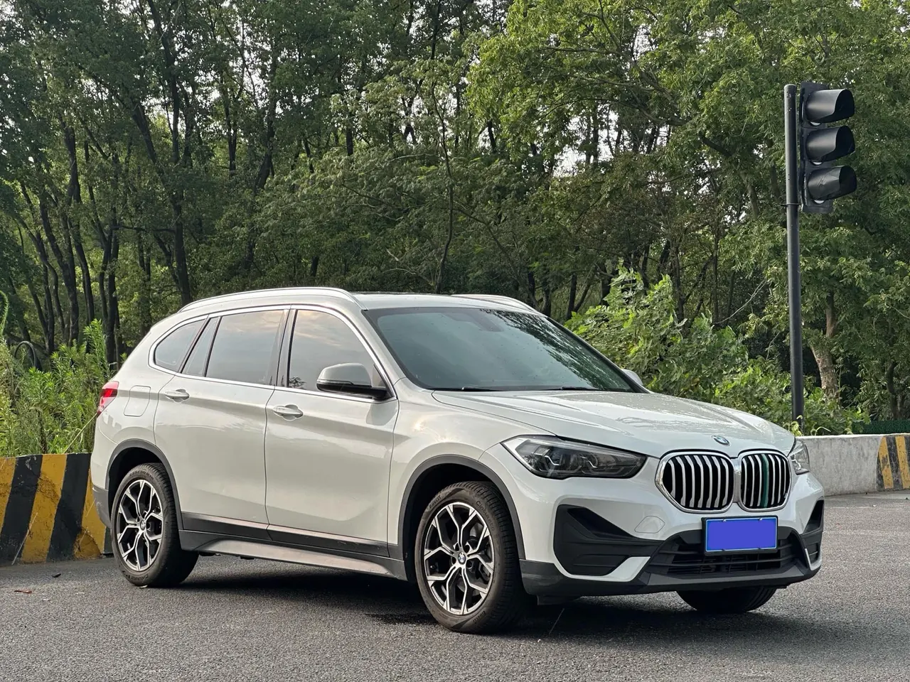 BMW 2020 X1 sDrive25Li 2.0T Leading Automatic Gear 13