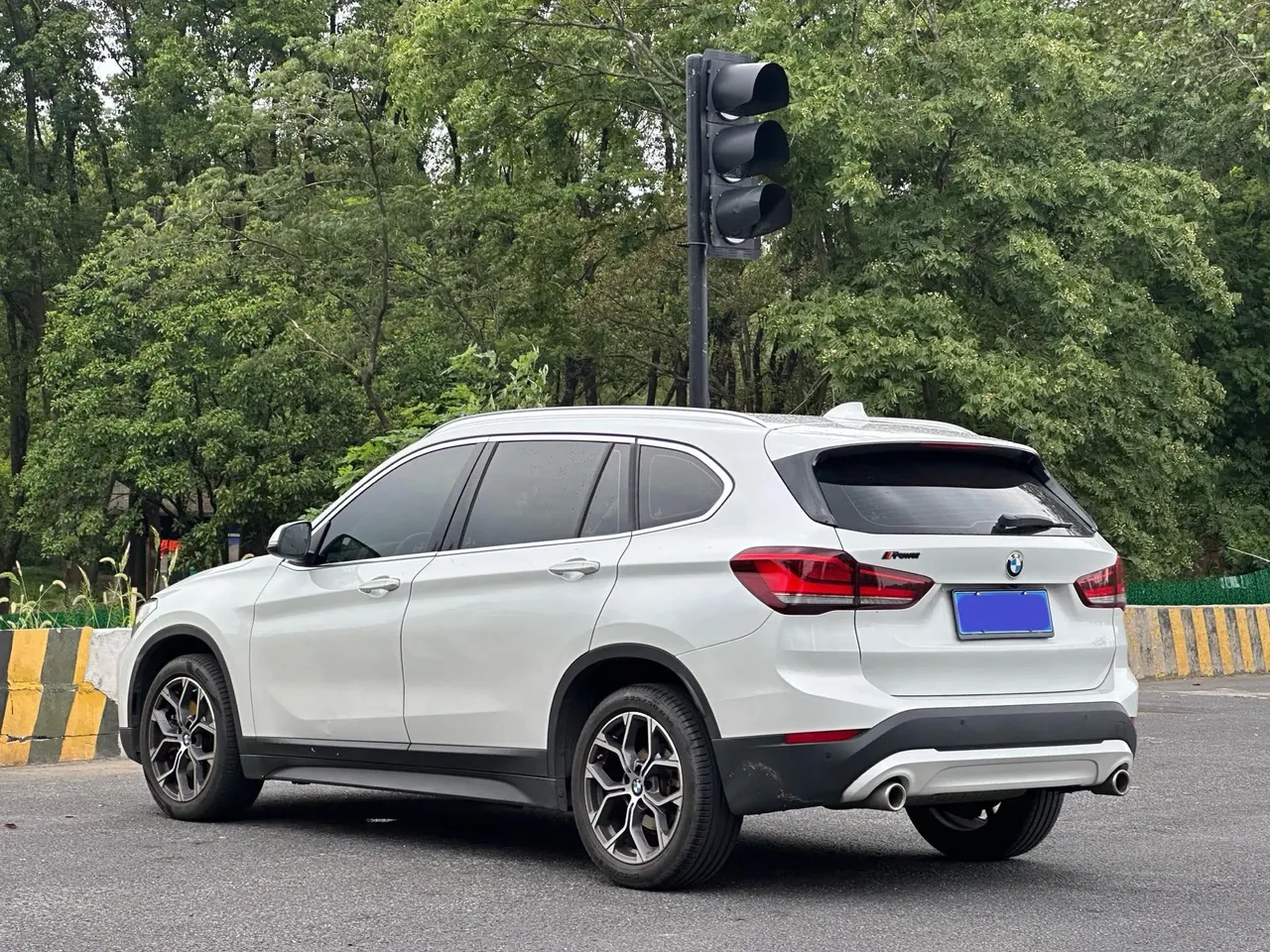BMW 2020 X1 sDrive25Li 2.0T Leading Automatic Gear 14