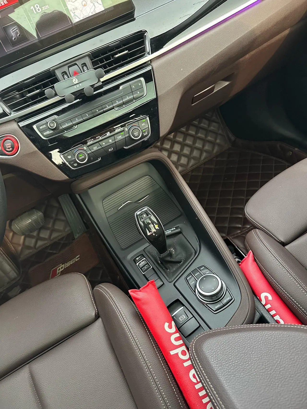 BMW 2020 X1 sDrive25Li 2.0T Leading Automatic Gear 16