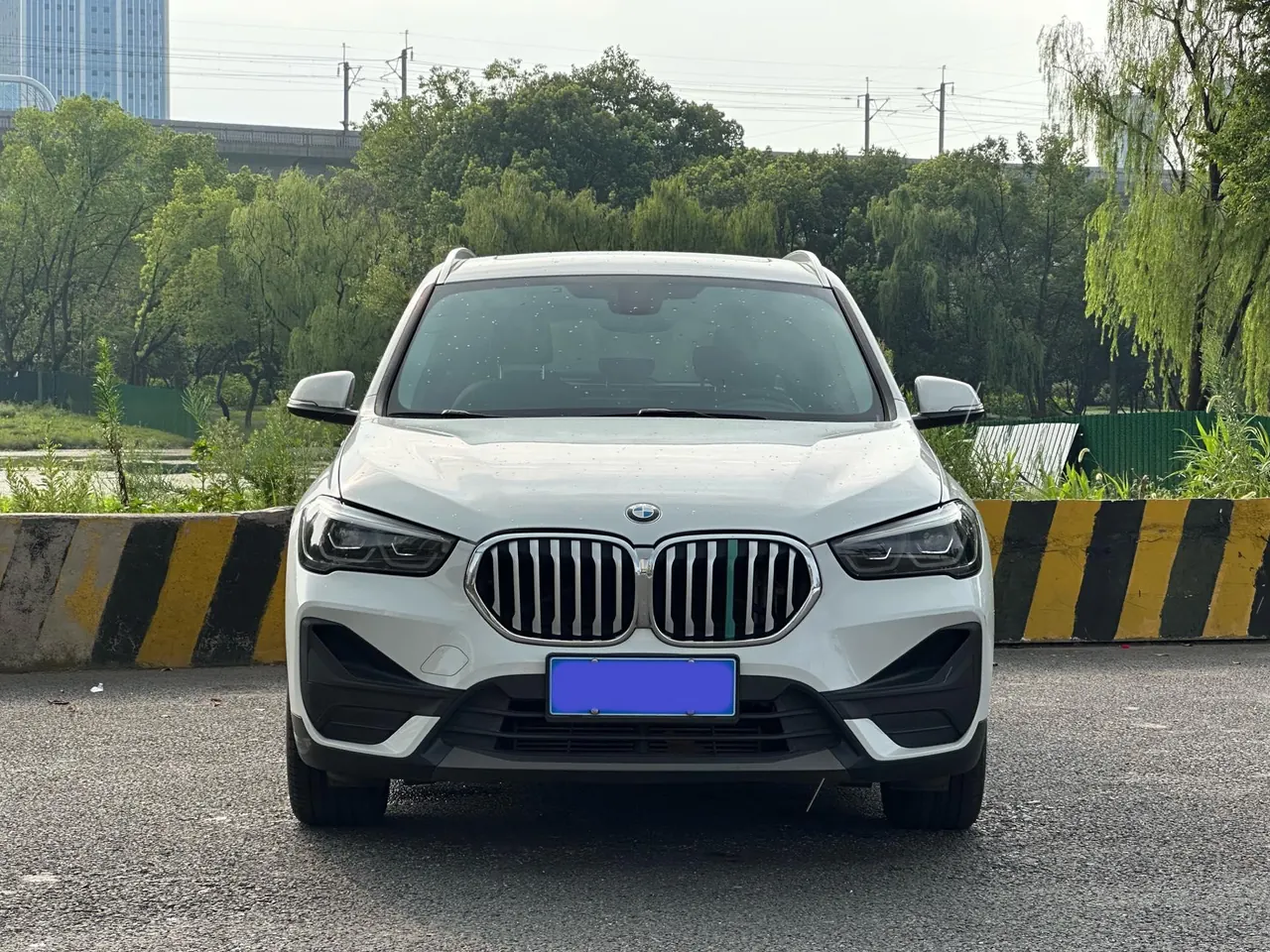 BMW 2020 X1 sDrive25Li 2.0T Leading Automatic Gear 2