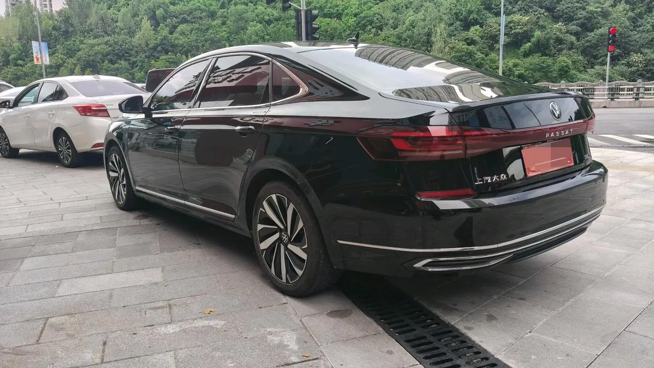 Volkswagen 2024 Passat 2.0TSI 330TSI Elite Edition Automatic 6