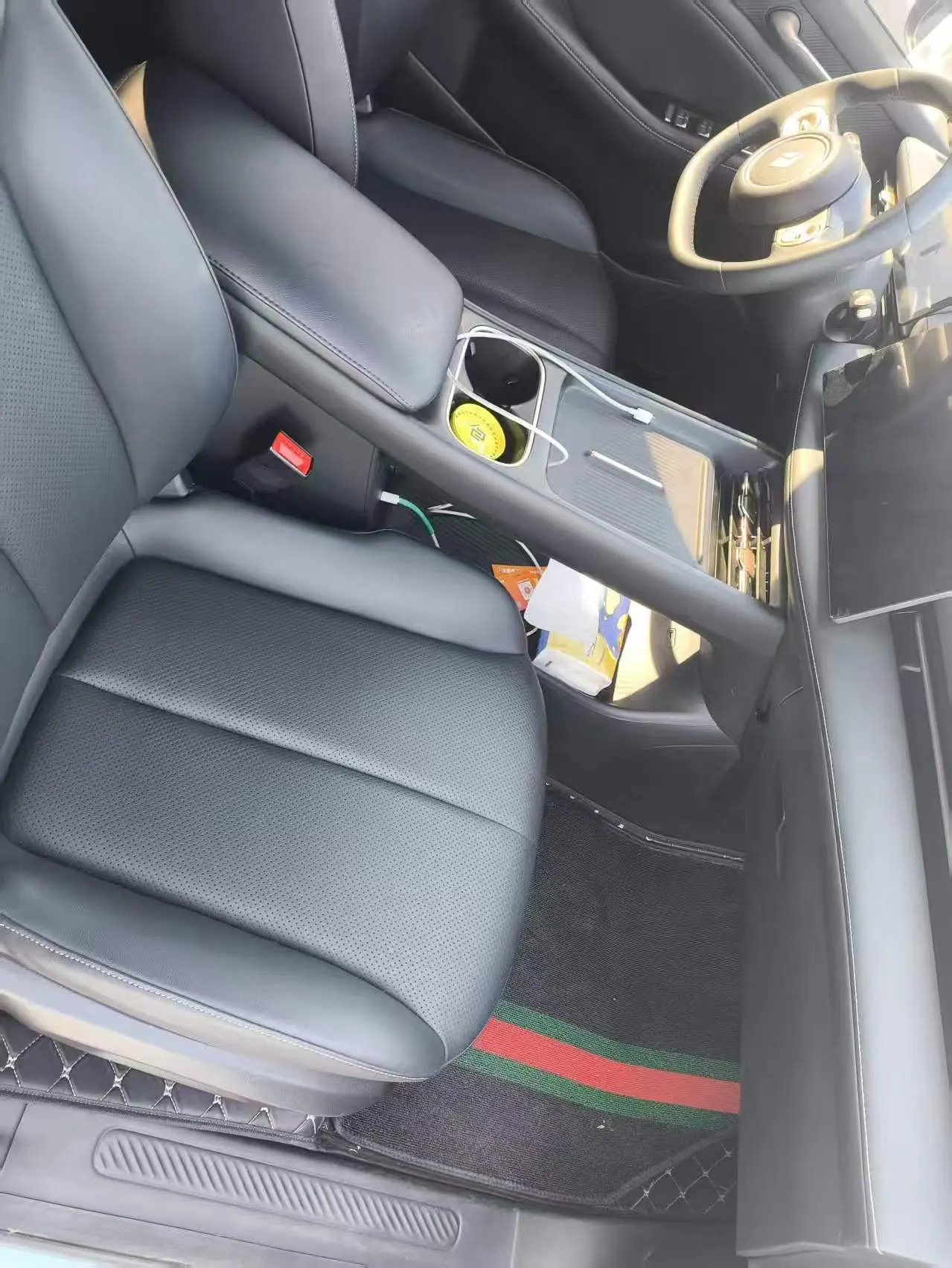 BaoJun 2024 Cloud Sea 600km Pure Electric Edition Automatic Gear 4
