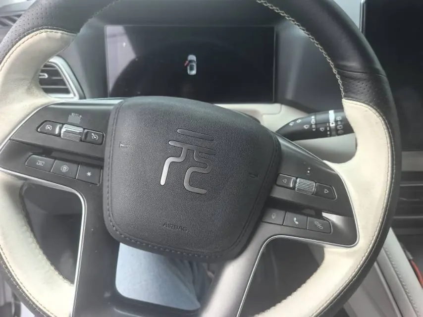 BYD 2024 Yuan UP 401KM Leading Automatic Gear 4