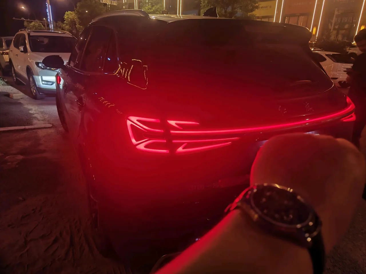 HongQi 2023 HS5 2.0T Flag Yue Pro Edition Automatic Gear 2