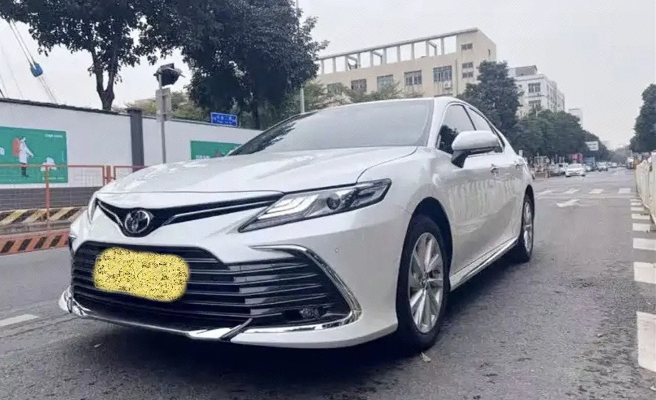 Open image lightbox: Toyota 2023 Camry 2.0G Stepless Deluxe Edition Automatic Gear