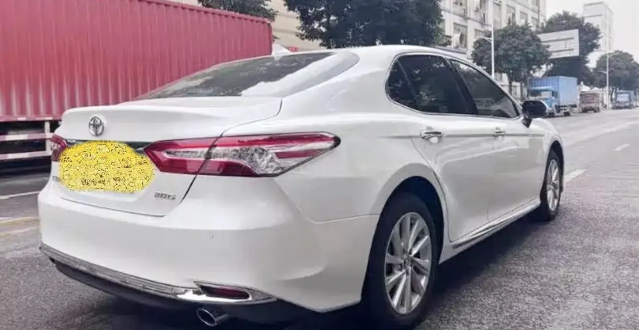 Toyota 2023 Camry 2.0G Stepless Deluxe Edition Automatic Gear 2