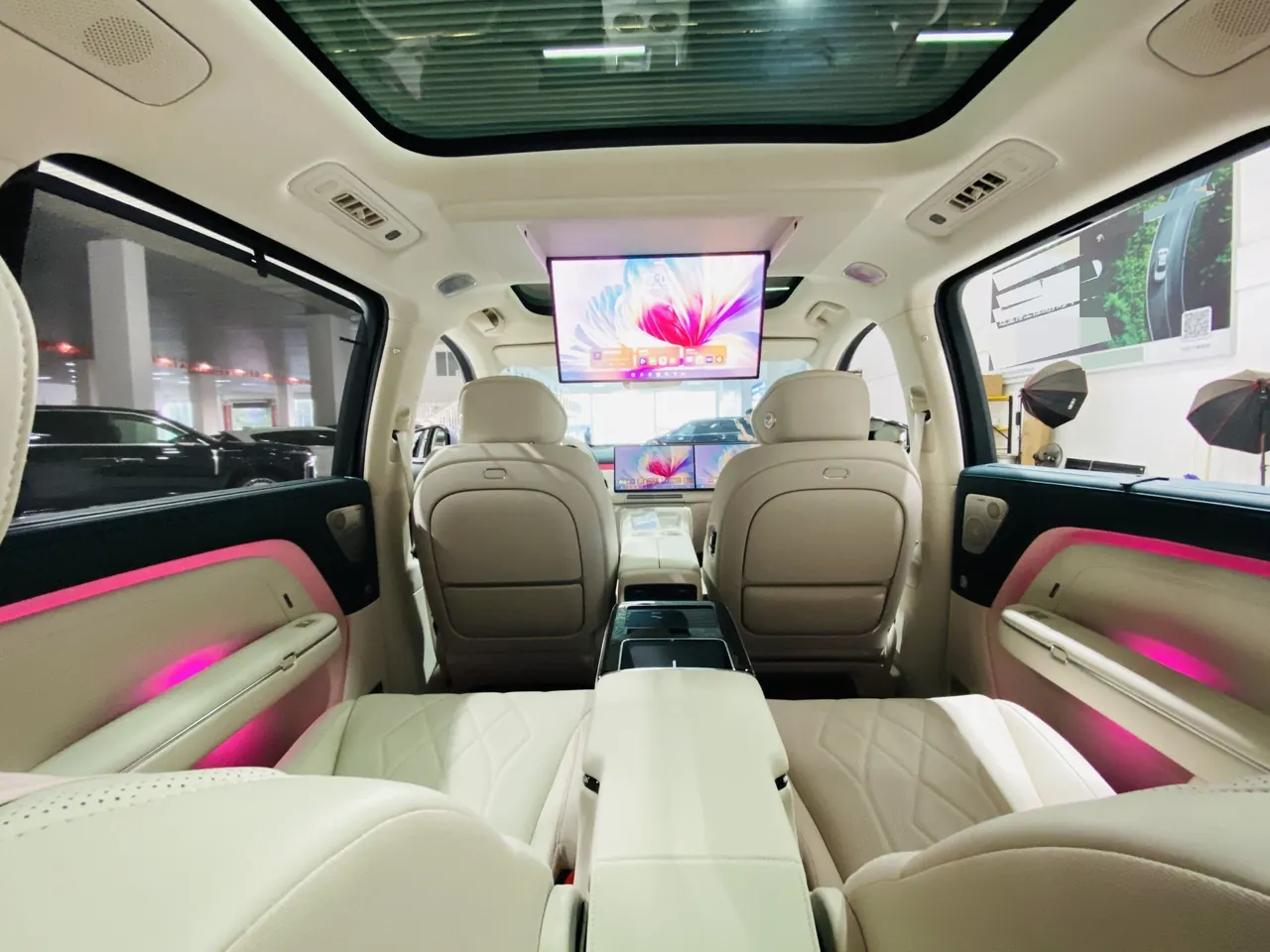 Voyah 2026 Taishan X8 PHEV 1.5T ULTRA automatic gear 13