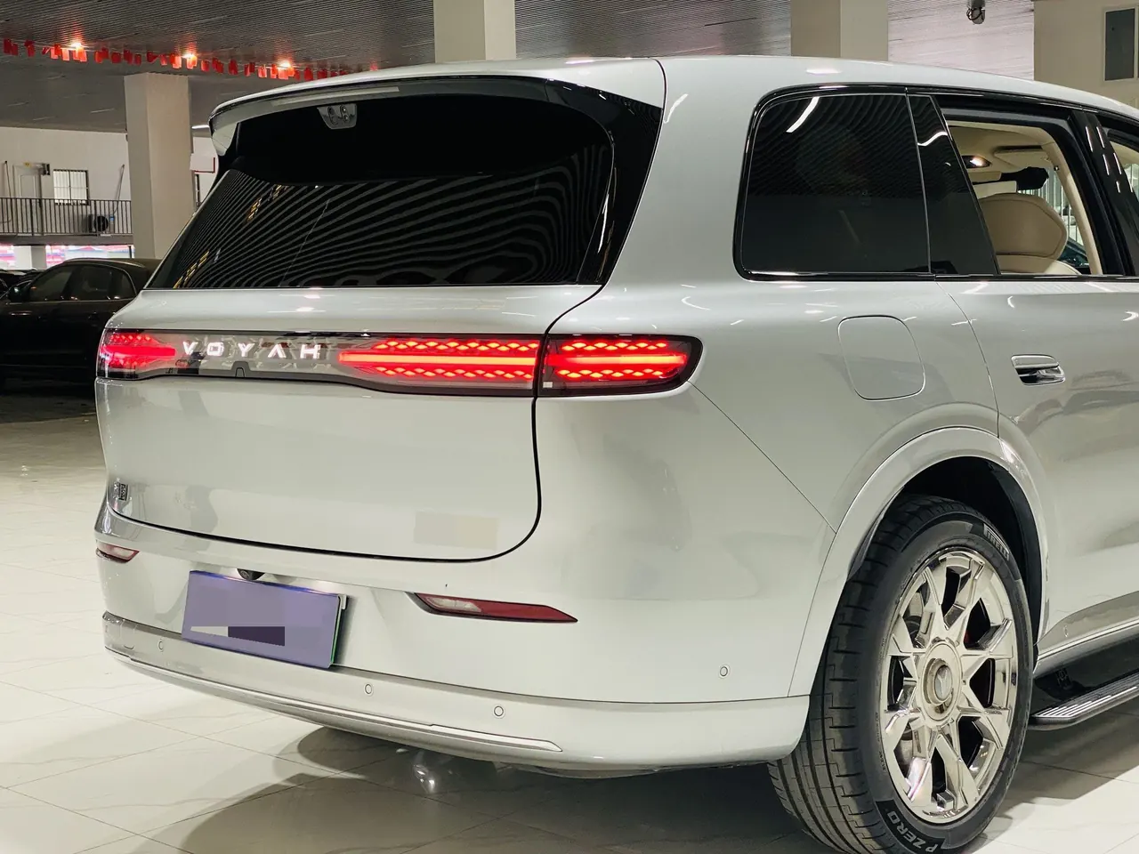 Voyah 2026 Taishan X8 PHEV 1.5T ULTRA automatic gear 19