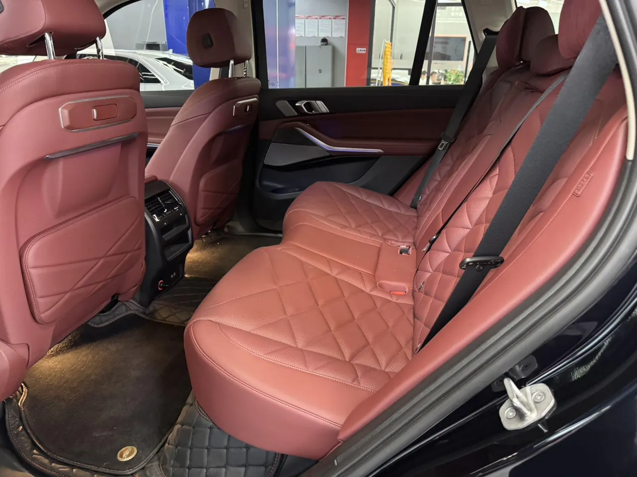 BMW 2023 X5 xDrive30Li 48V 2.0T exclusive m sports obsidian night suit automatic gear 7