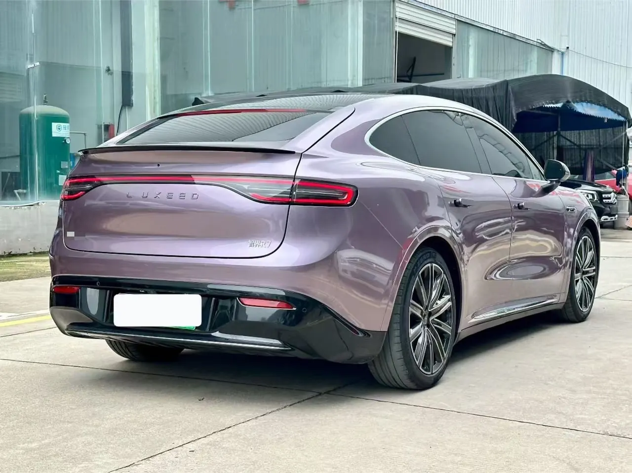 Intellectual 2024 R 7 667km Max automatic gear 5