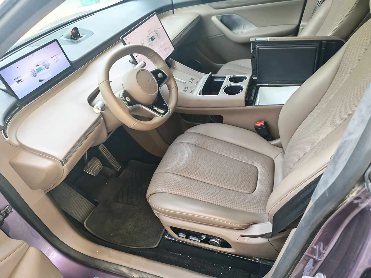 Intellectual 2024 R 7 667km Max automatic gear 7
