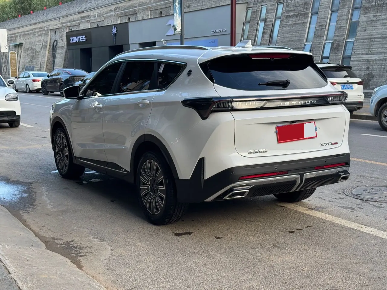 Jetour 2024 X70 PLUS 1.5T Champion MAX 7-seat Automatic Gear 3