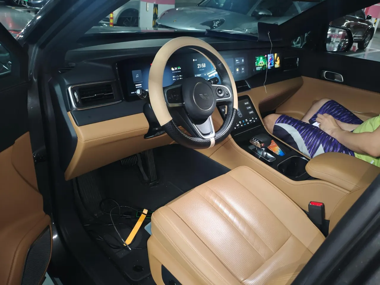 Li 2020 ONE 1.2T extended range 6-seat automatic gear 4
