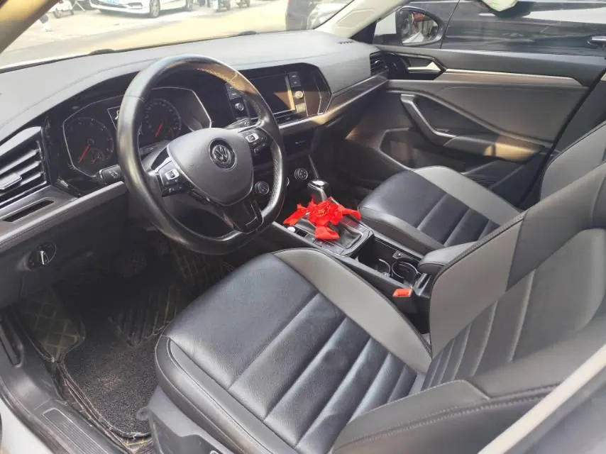 Volkswagen 2020 Sagitar 1.4TSI 280TSI Luxury Automatic Transmission 5