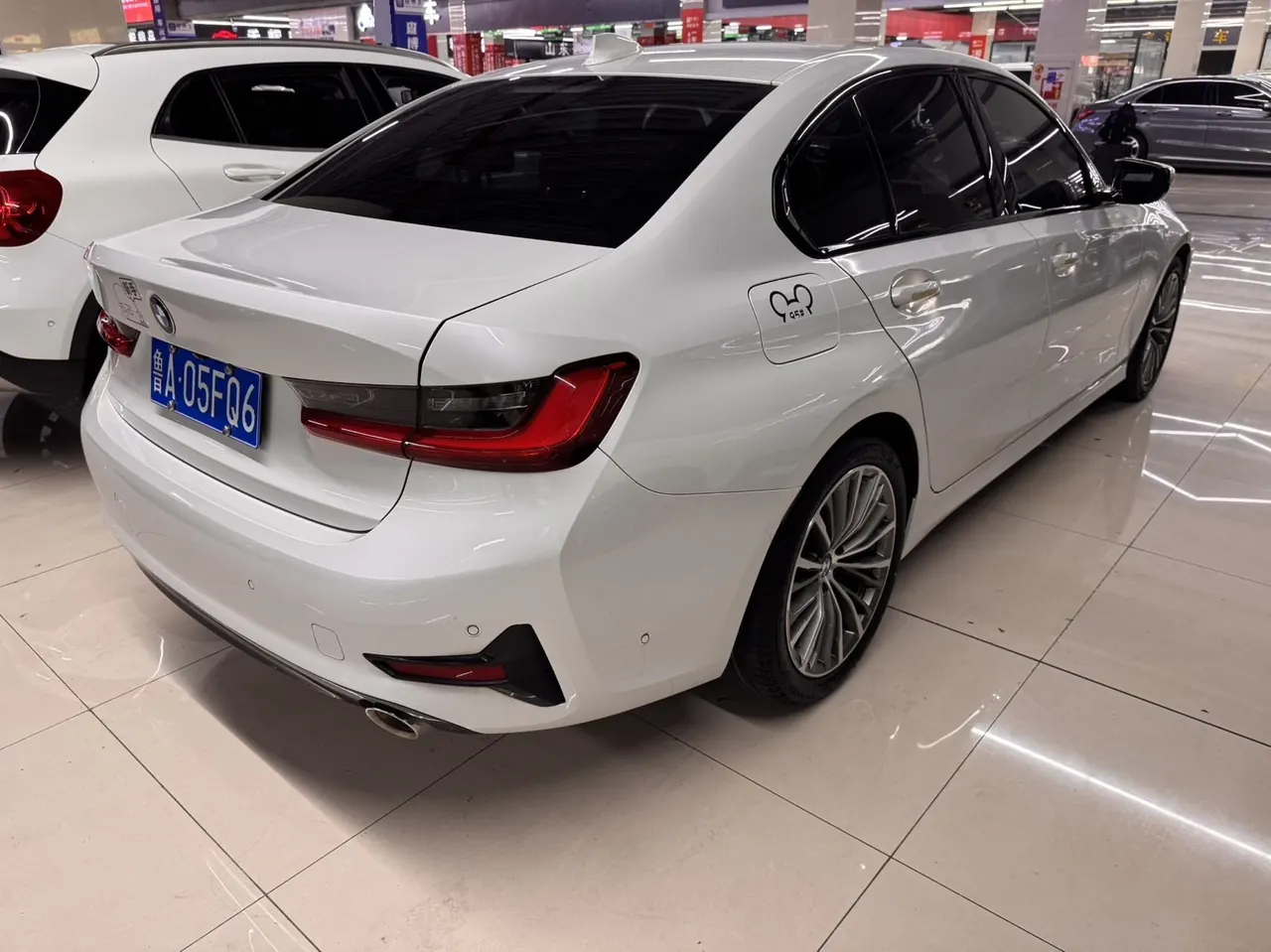 BMW 3 Series 2020 320i 2.0T Sports Suit Automatic Gear 6