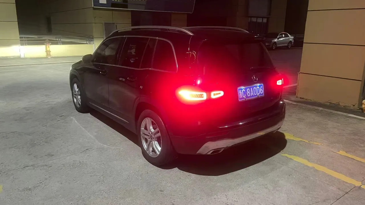 Mercedes Benz 2023 GLB 200 1.3T Dynamic Automatic 2